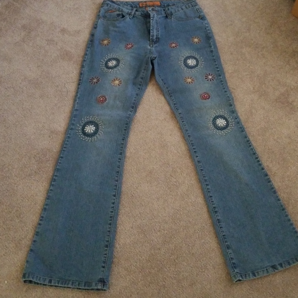 ❤Blue denim embellished jeans. Sz 11-12❤